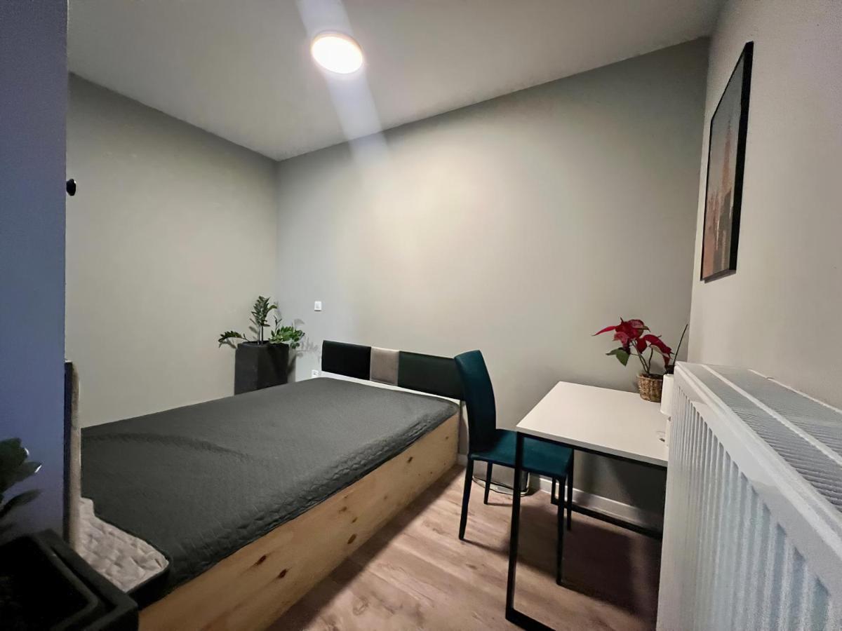 Milionowa 8 - Komfortowe Studio Z Garazem I Klimatyzacja Lodž Exteriér fotografie